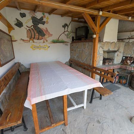 Marinovata Kashta Guest House Veliki Preslav Dış mekan fotoğraf