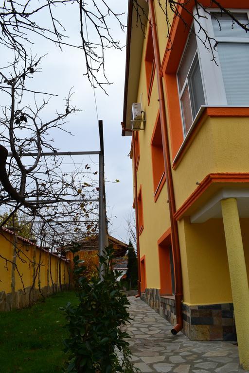 Marinovata Kashta Guest House Veliki Preslav Dış mekan fotoğraf