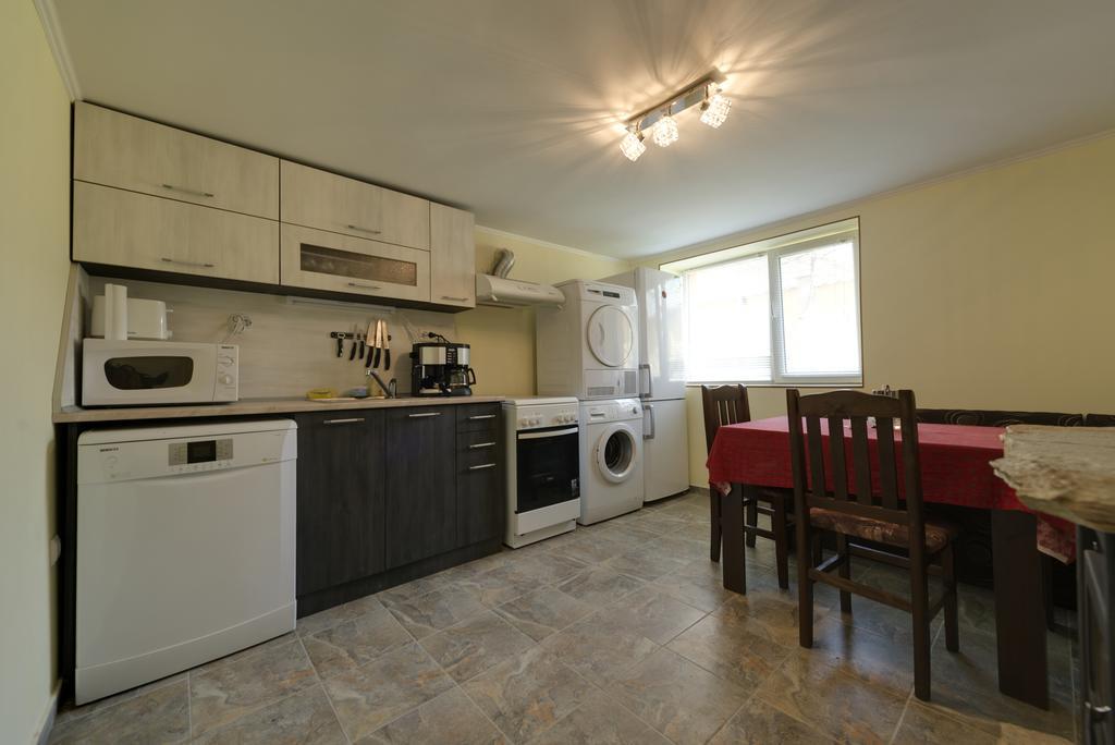 Marinovata Kashta Guest House Veliki Preslav Dış mekan fotoğraf