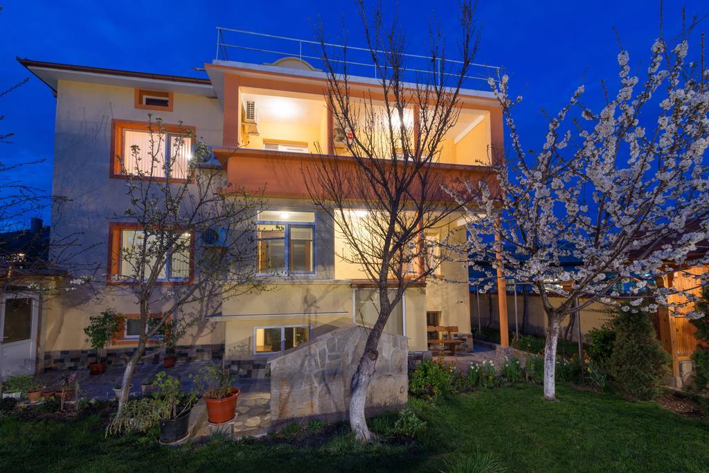 Marinovata Kashta Guest House Veliki Preslav Dış mekan fotoğraf
