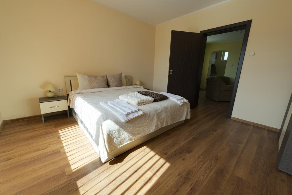 Marinovata Kashta Guest House Veliki Preslav Dış mekan fotoğraf